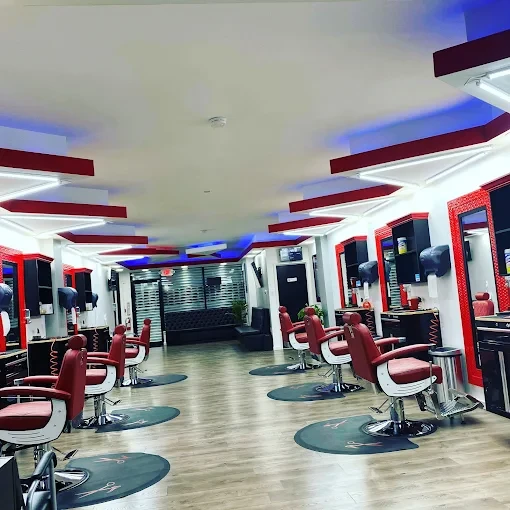 Yerry Barbershop interior